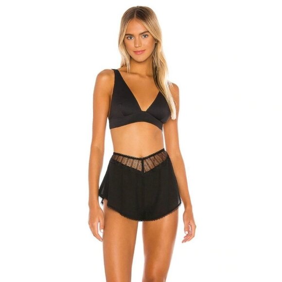 NWT Revolve Free People Erin Scuba Bralette Black Size Medium Bra New With Tags - Picture 5 of 6